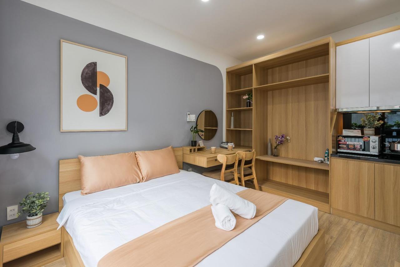 Cozrum Homes Ambera House Ho Chi Minh City Exterior photo